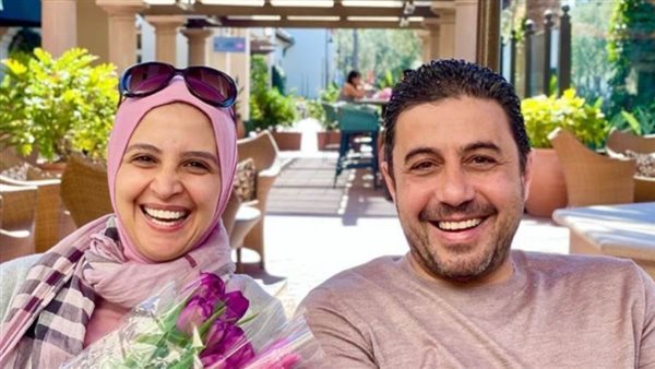 حنان ترك وزوجها _