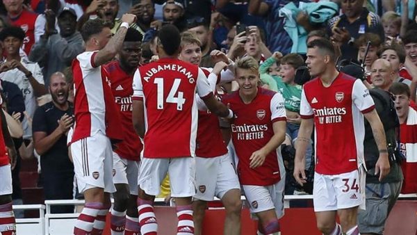 إصابة ثلاثي لاعبي