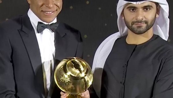 كيليان مبابي يتوج