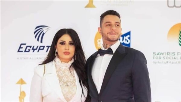 أحمد الفيشاوي وزوجته