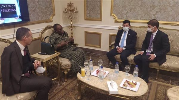 منتدى شباب العالم..