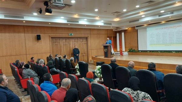 اجتماع محافظ بورسعيد