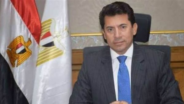 وزير الشباب يشهد