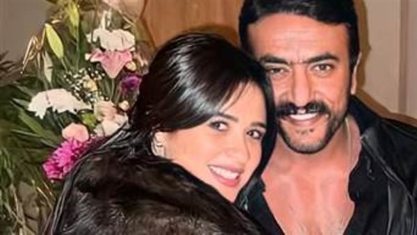 أحمد العوضي وياسمين