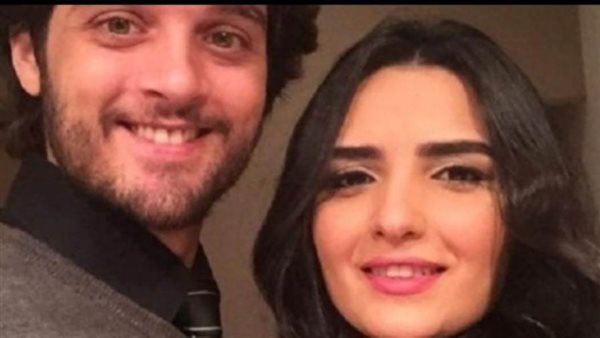 عمر خورشيد وزوجته