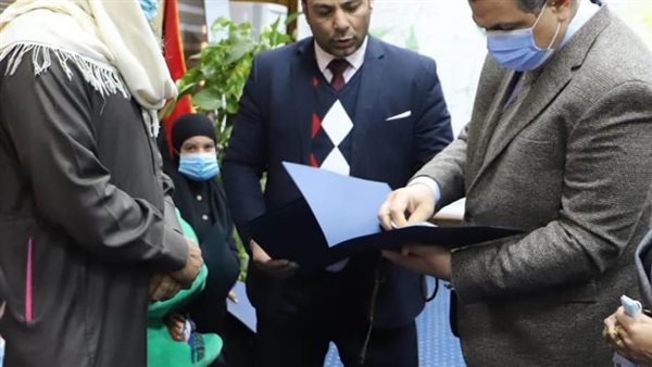 وزير القوى العاملة