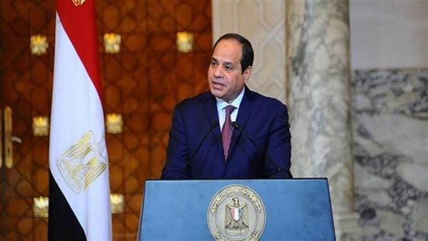 الرئيس خلال المؤتمر