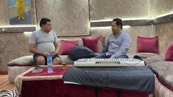 حمو بيا بدرس الموسيقى