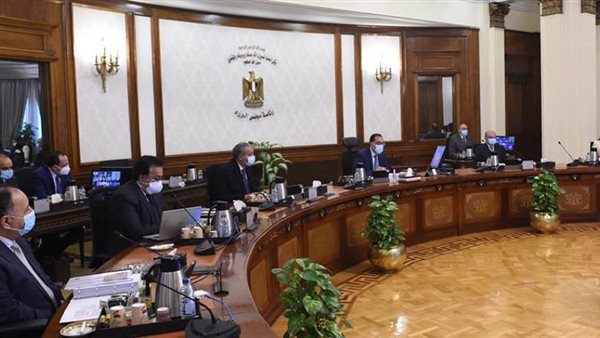 الحكومة تبدأ اجتماعها