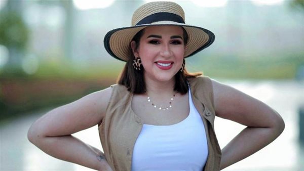 أسما شريف منير _