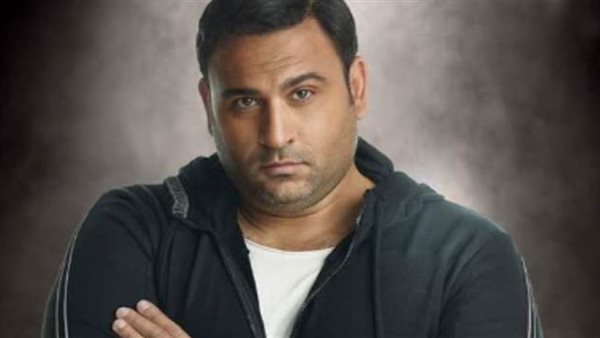 أكرم حسني _ أرشيفية