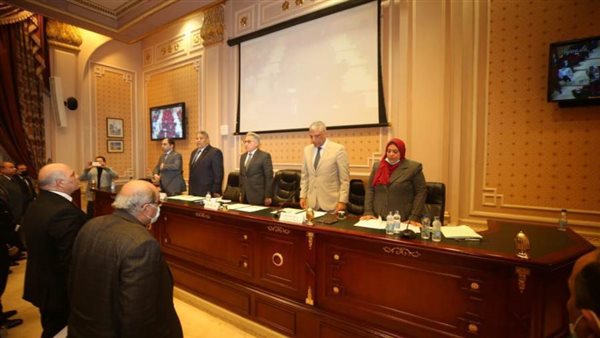 محلية النواب تقف