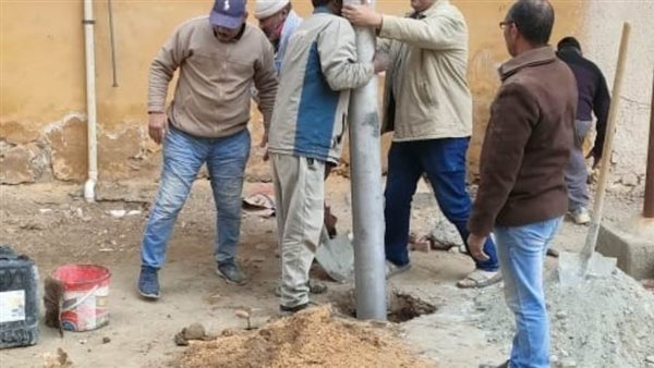 أثناء زراعه أحد الأعمدة