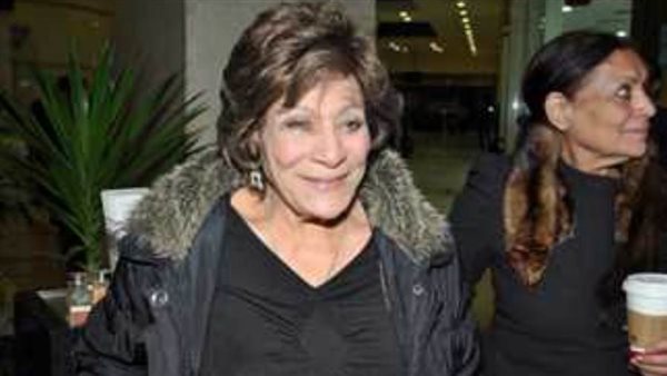 عايدة عبد العزيز