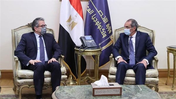 وزيرا السياحة والاتصالات