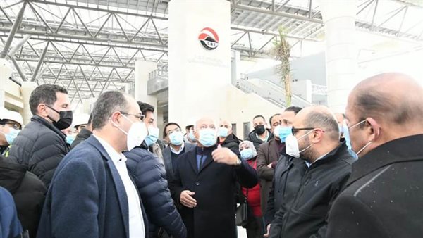 وزير النقل يتابع