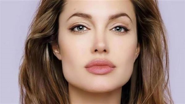 أنجلينا جولي