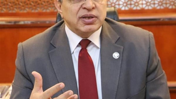 تعيين 487 شابا بينهم