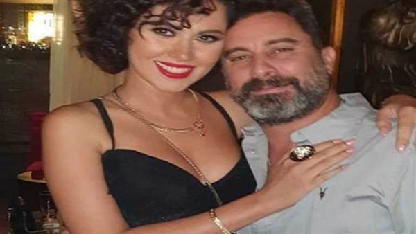 ياسمين رئيس وزوجها