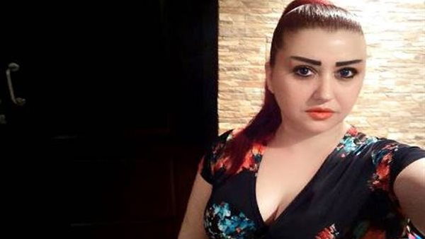 الاعلامية- راندا