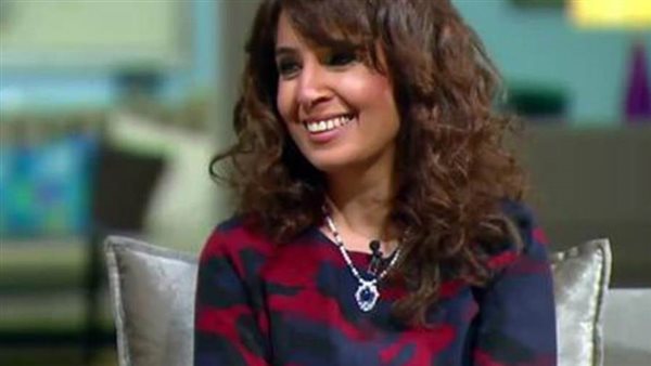 المطربة حنان