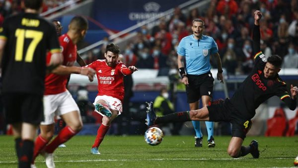 بنفيكا وأياكس أمستردام