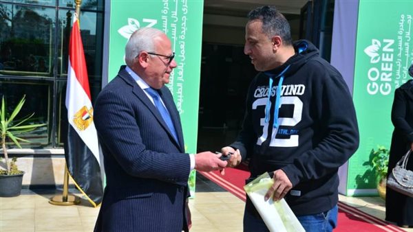 محافظ بورسعيد فى