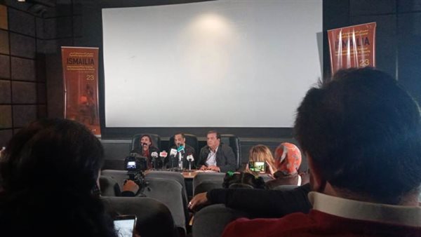 زينب عزيز _ أرشيفية