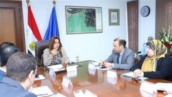 اجتماع محافظ دمياط