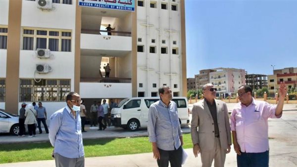 جولة رئيس جامعة الأقصر