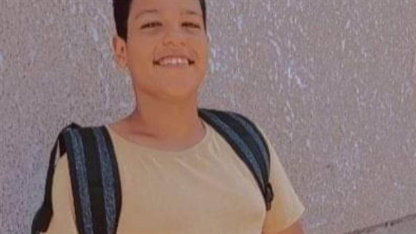 أهالي دشنا بقنا يشيعون