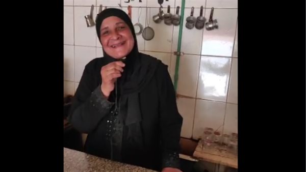 الحاجة نعمة أشهر