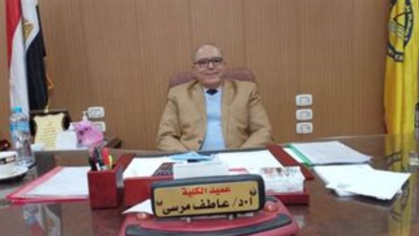 عميد كلة الطب بجامعة