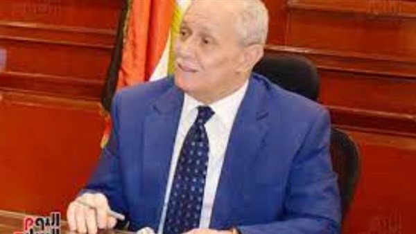 محافظ الأقصر