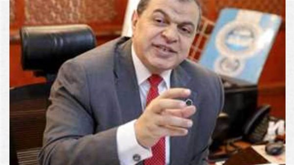 وزير القوى العاملة