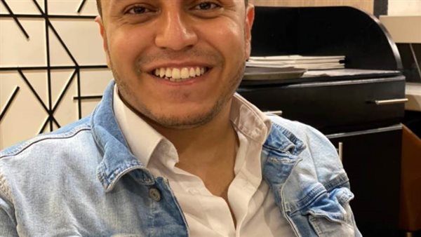 الصيدلى محمد العزب