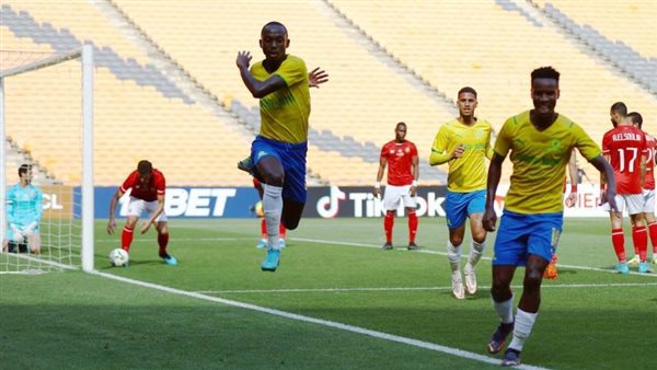 الأهلي وصن داونز