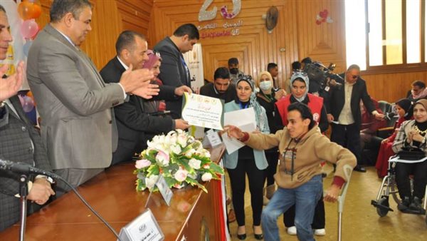 رئيس جامعة كفر الشيخ