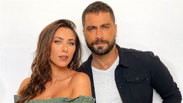 معتصم النهار وزوجته