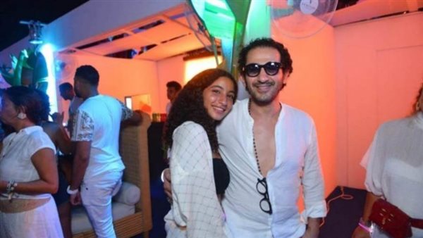 لي لي وأحمد حلمي