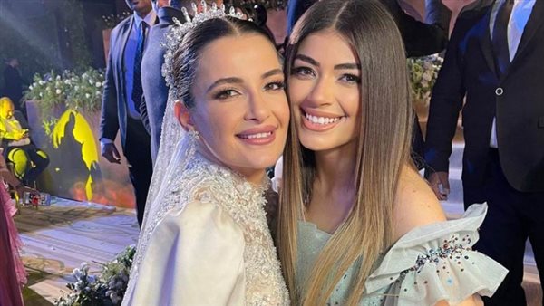 ليلى أحمد زاهر _