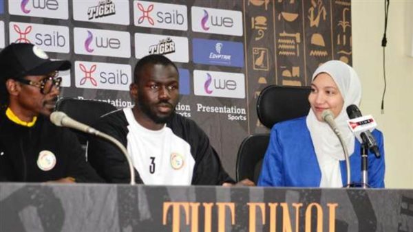 مترجمة مدرب السنغال