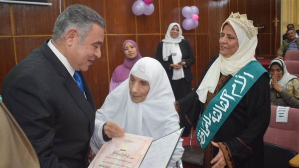 حفل تكريم الامهات