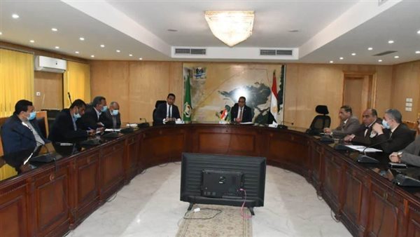 مطالبا بتذليل كافة