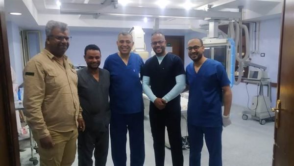 فريق طبي بقنا