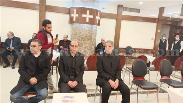 عزاء عهدي صادق