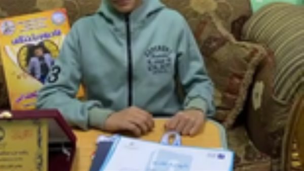 علي فقد بصره فأنار