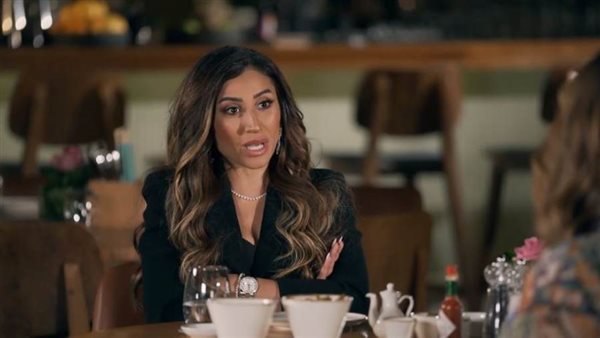 دينا الشربيني برنامج