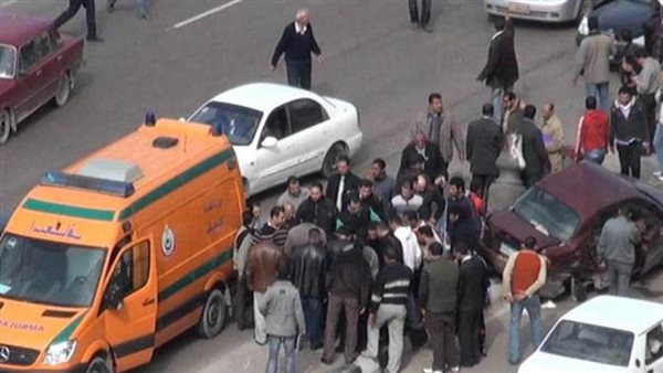 إصابة 7 أشخاص في