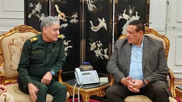 محافظ البحيره يستقبل